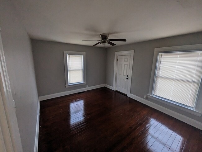 Photo - 5143 Hunter Ave