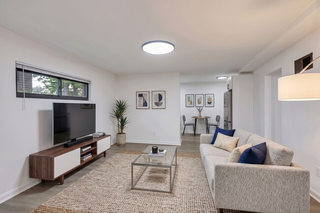 Building Photo - 2535 Lysle Ln Unit 1A