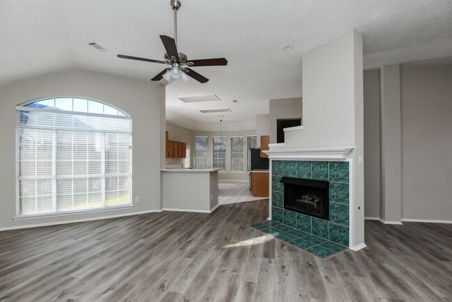 Photo - 6920 Field Lark Dr