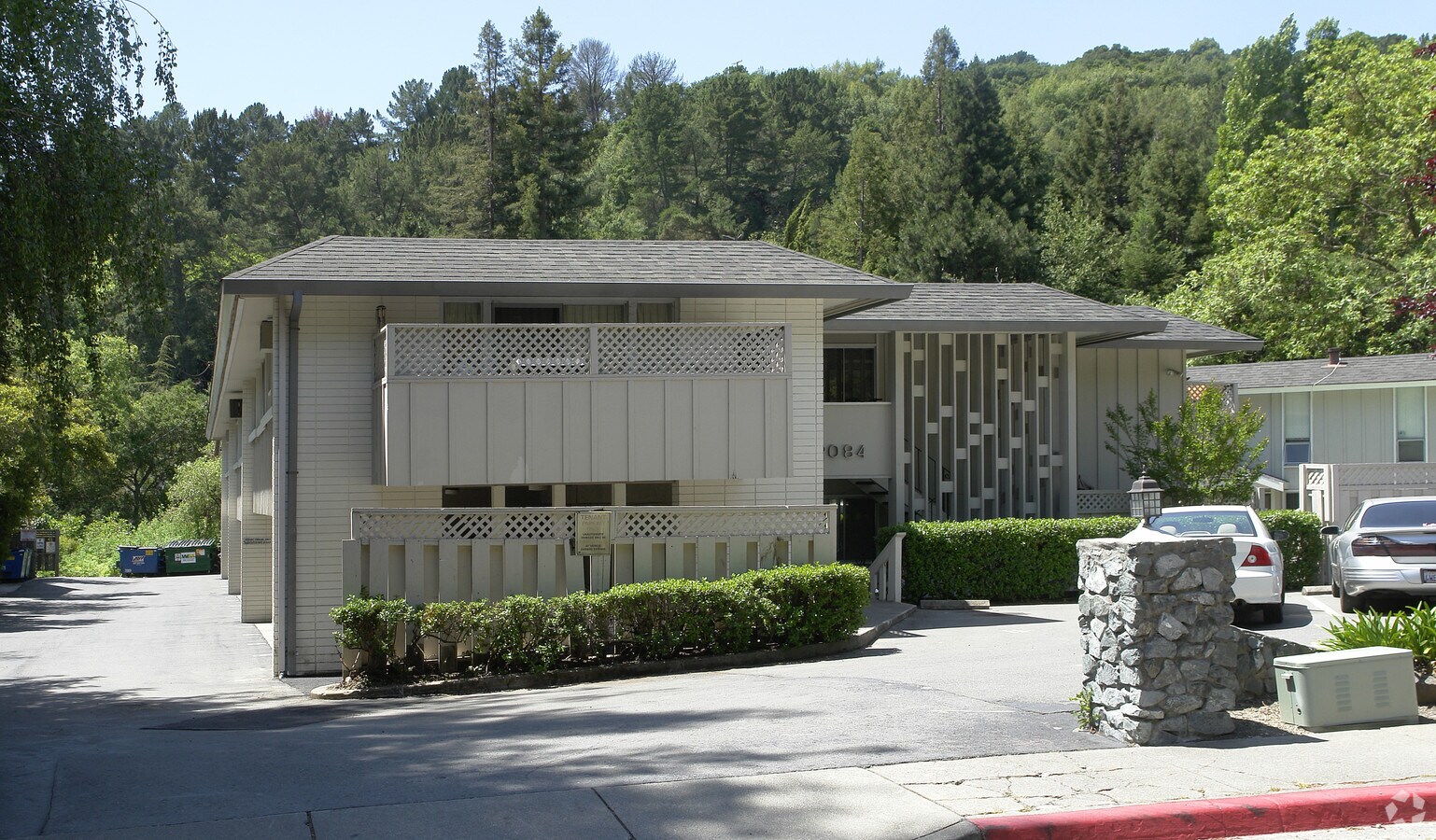 Photo - California Palms Apartments