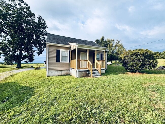 Building Photo - Adorable Cape Cod