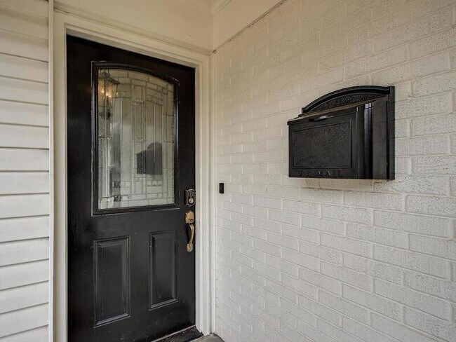 Photo - 1201 Seneca Pl