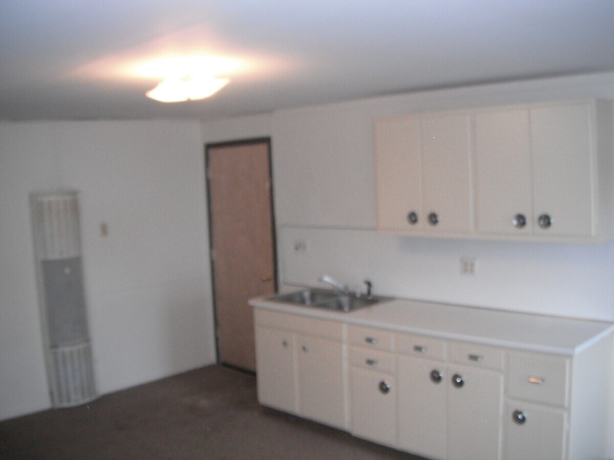Photo - 209 Paul Ave N Unit 1