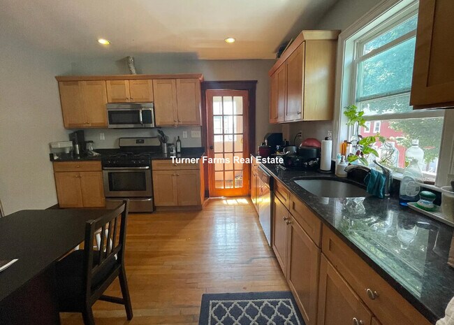 60 Frederick Ave Unidad 1