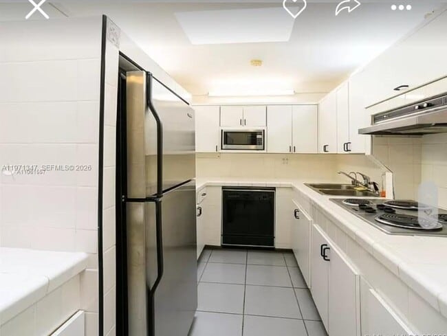 Photo - 1531 N 69th Way