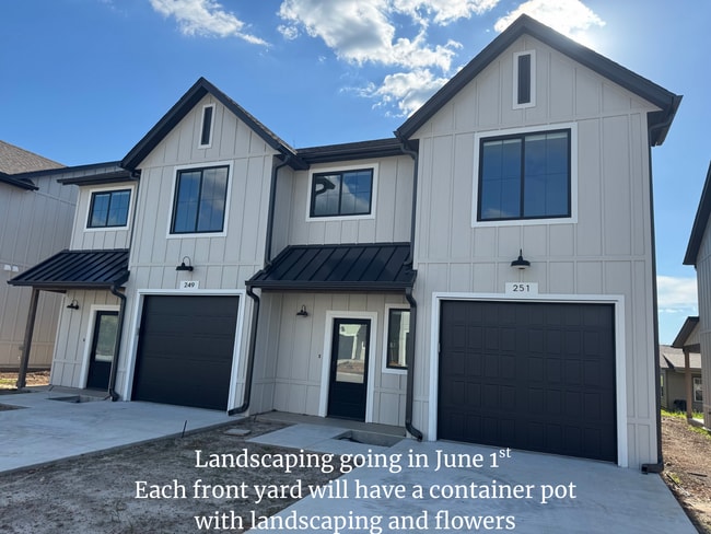 Photo - 249 N Richards Ave Townhome