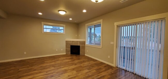 Photo - 7031 N Geneva Way
