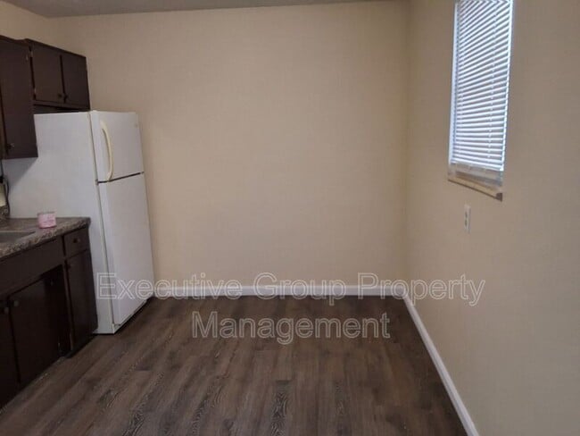 Photo - 1178 Lois Ln