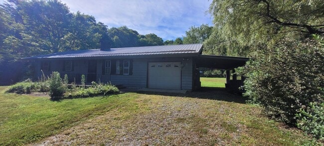 Photo - 203 Church Hollow Rd