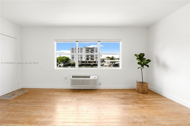 Photo - 8080 Tatum Waterway Dr