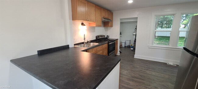 Photo - 2 br, 2 bath House - 941 Wylie Street