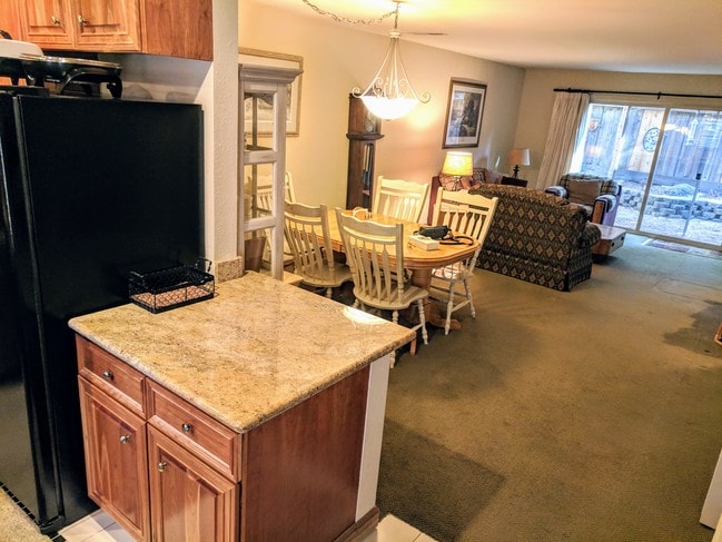 Living/Dining - 845 Southwood Blvd Unit 64