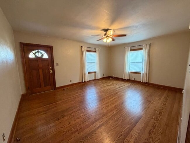 Photo - Charming 2 Bedroom 1 Bath house