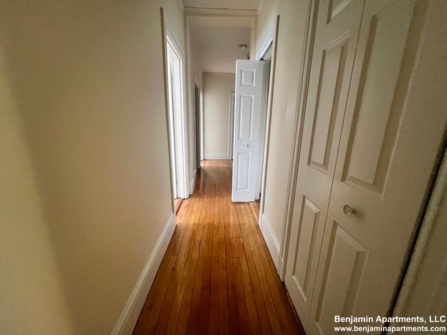 Photo - 435 Cambridge St Unit 5