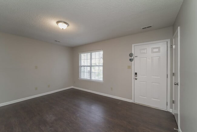 Photo - 8024 Gera Emma Dr