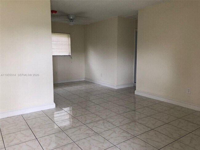 Photo - 2450 NE 188th St Unit 2456