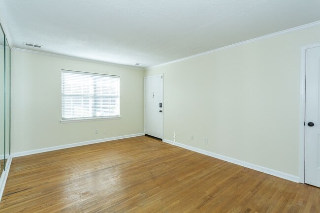 Photo - 2053 Montreat Cir