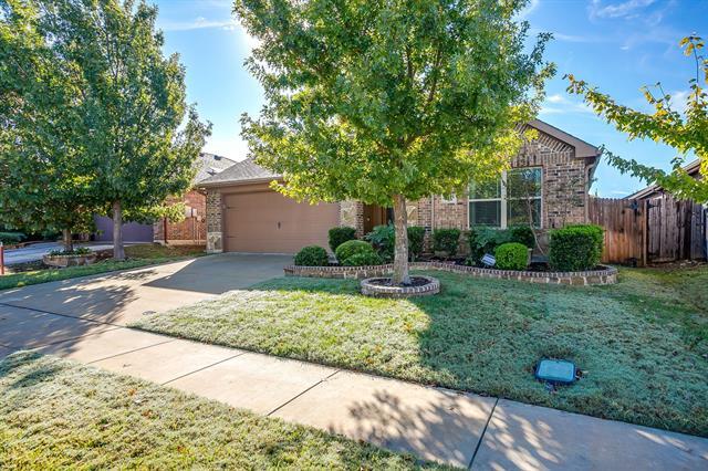 Photo - 817 Woodmark Dr