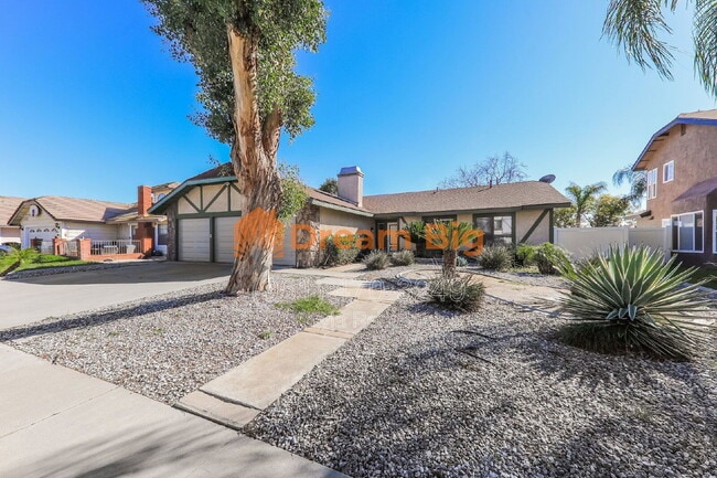 Photo - 8276 Yearling Way