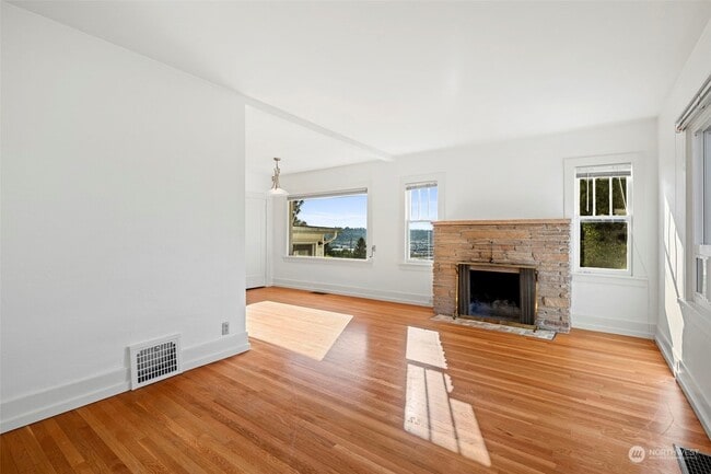 Photo - 219 NW 53rd St