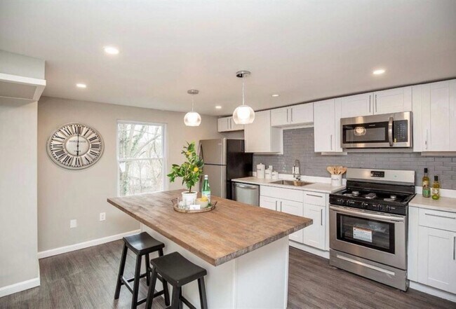 Photo - 4169 Eastern Ave