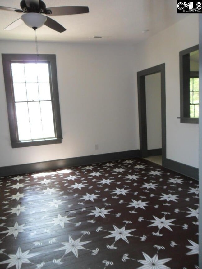 Photo - 3805 Lamar St