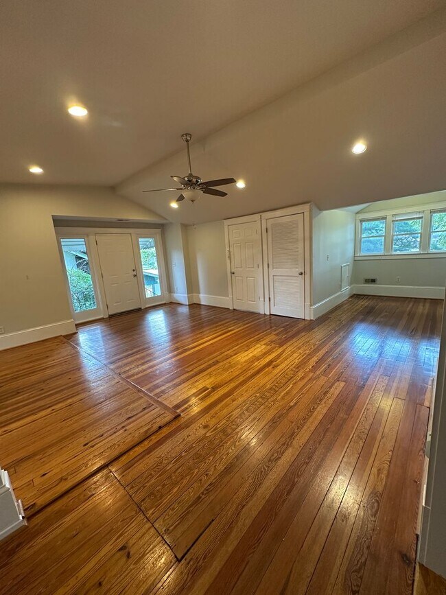 Building Photo - 6031 Deal Ave Unit 4508b Park Rental