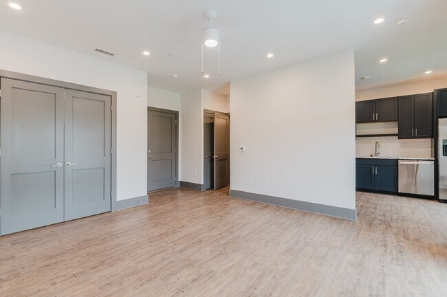 Photo - Studio Apartment Living in Washington Square! Unit 210