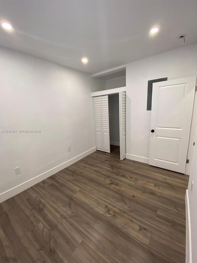 Photo - 7411 Carlyle Ave Unit 2