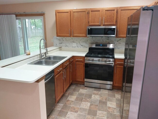 Photo - 709 Dartmouth Dr