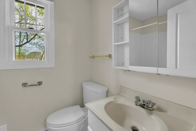 Savin Court Apartments