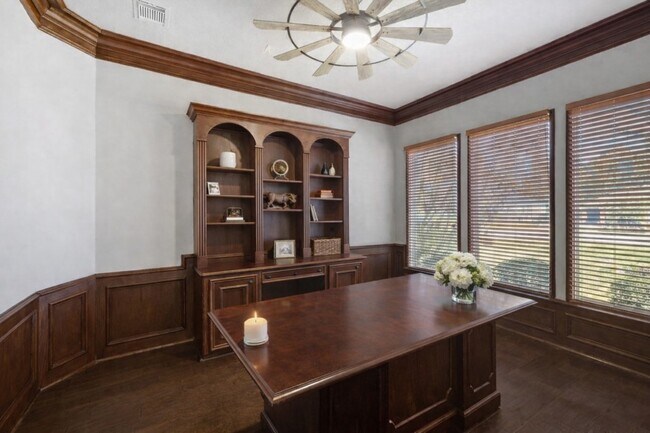 Photo - 25307 Piney Bend Ct