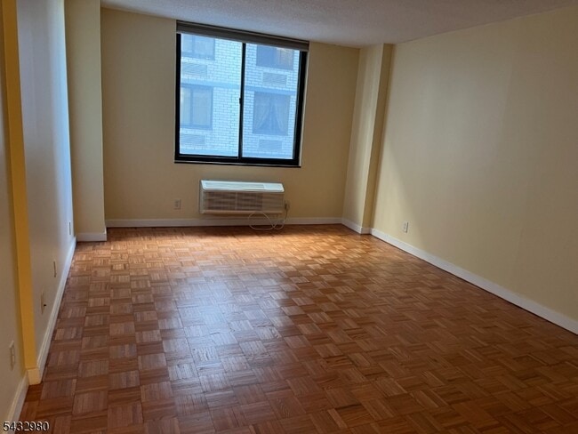 316 Prospect Ave Unit 3C