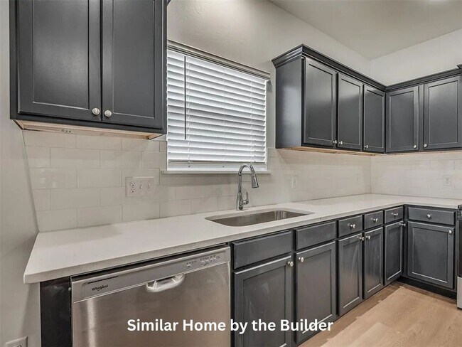 Photo - 2712 SW I Ave