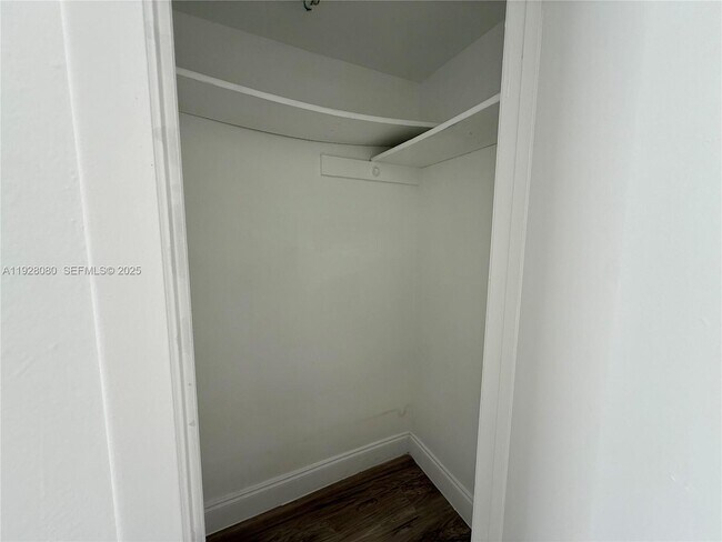 Photo - 4086 N Pine Island Rd Unit 500