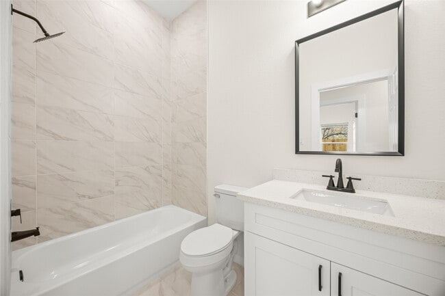 Building Photo - 9709 Pelsey St