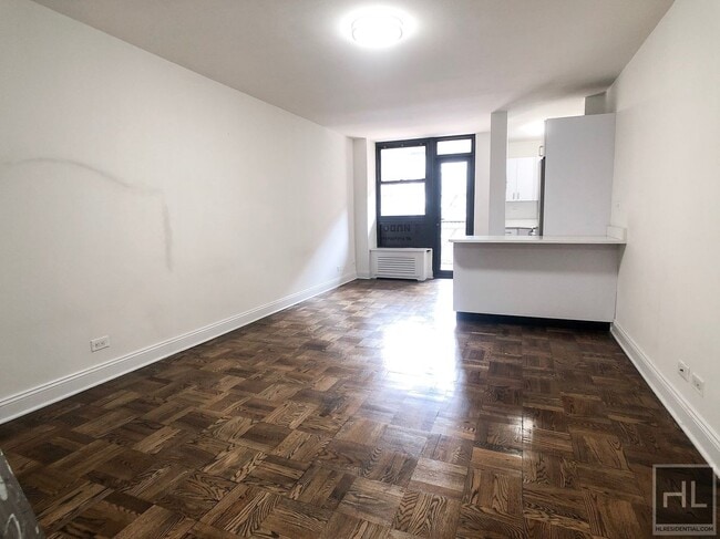 Building Photo - EAST 35 STREET Rental