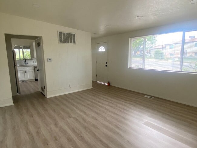 Photo - 4971 S 3535 W Unit 1