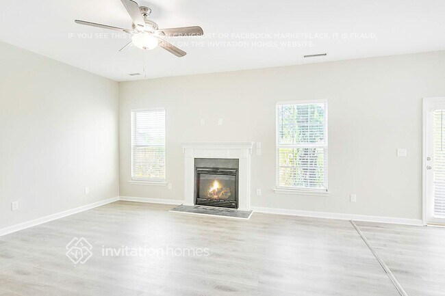 Photo - 776 Champion St