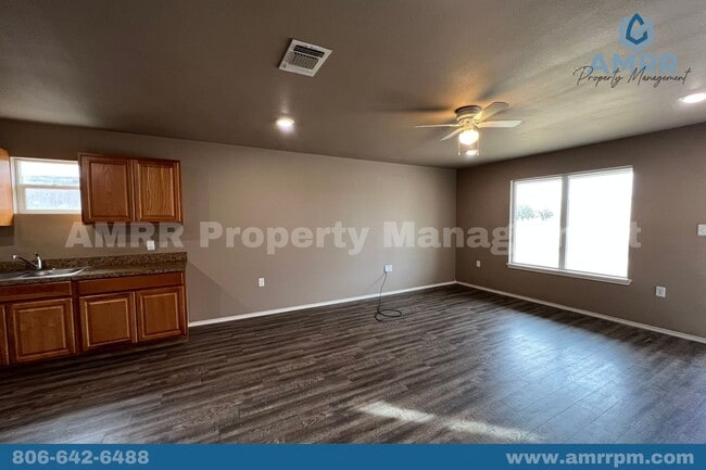 Photo - 314 E Ursuline St