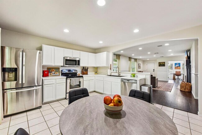 170 Kates Cove