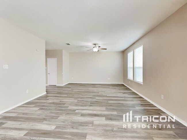 Photo - 4538 Wrangler Run