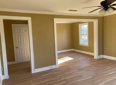 Photo - 504 E Bradford St