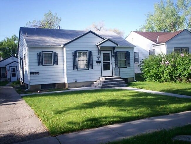 Building Photo - l518 Unit B