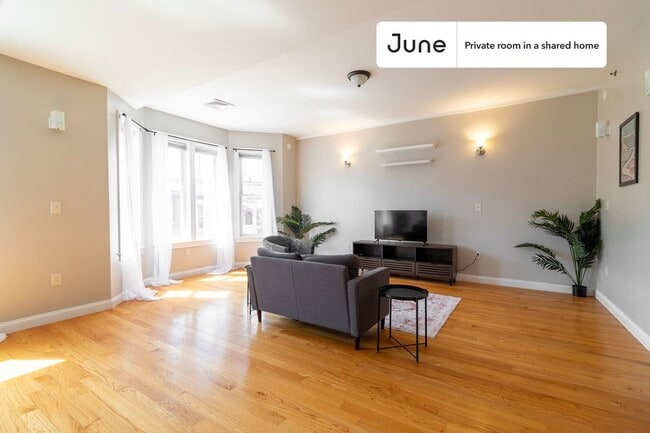 Photo - Room in Shared 3 bed/1.5 bath home Unit A