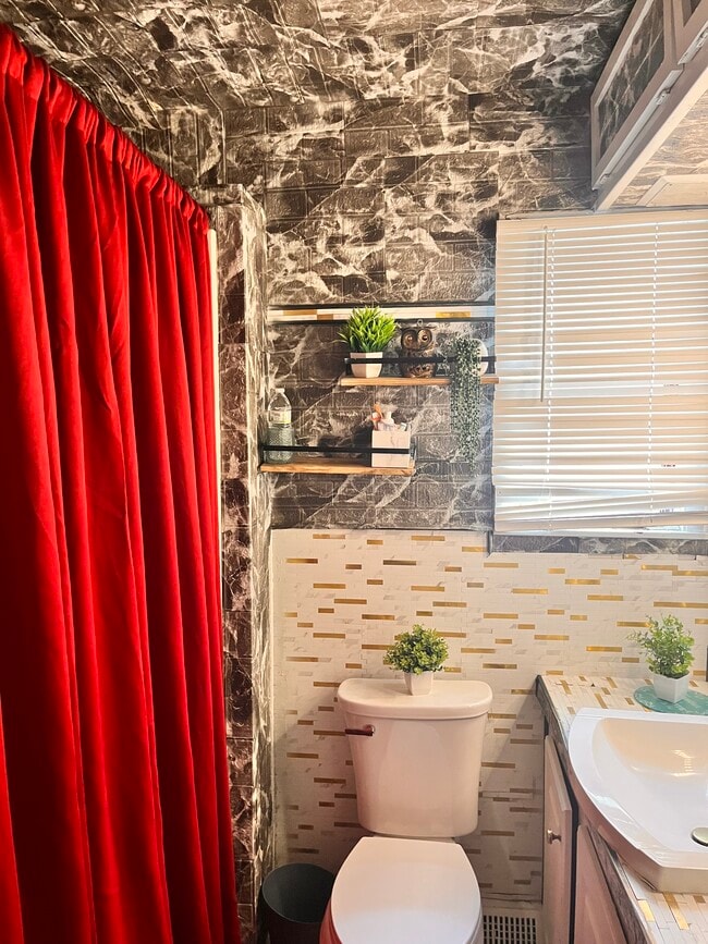 Photo - 5552 Scotch Ridge Rd