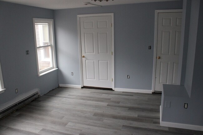 Photo - 417 Court St