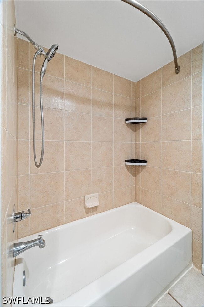 Photo - 5212 Cedarbend Dr