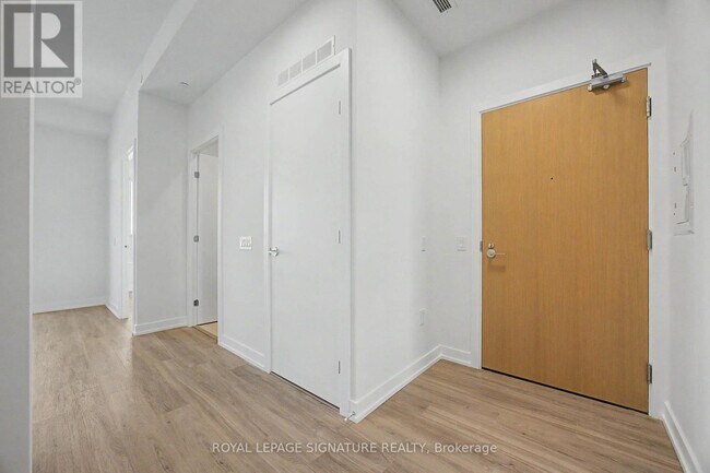 Photo - 21 Meadowvale Rd Unit 301