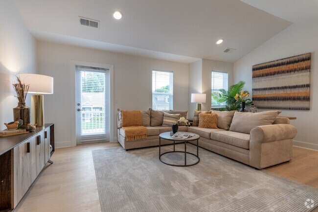 2BR, 2BA - 1400SF - Living Room